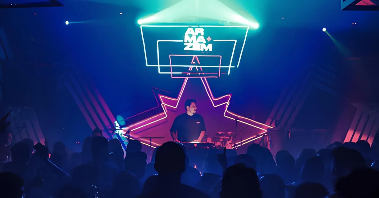 ALL BLACK NOIR: A label de maior sucesso do Armazém está de volta!
